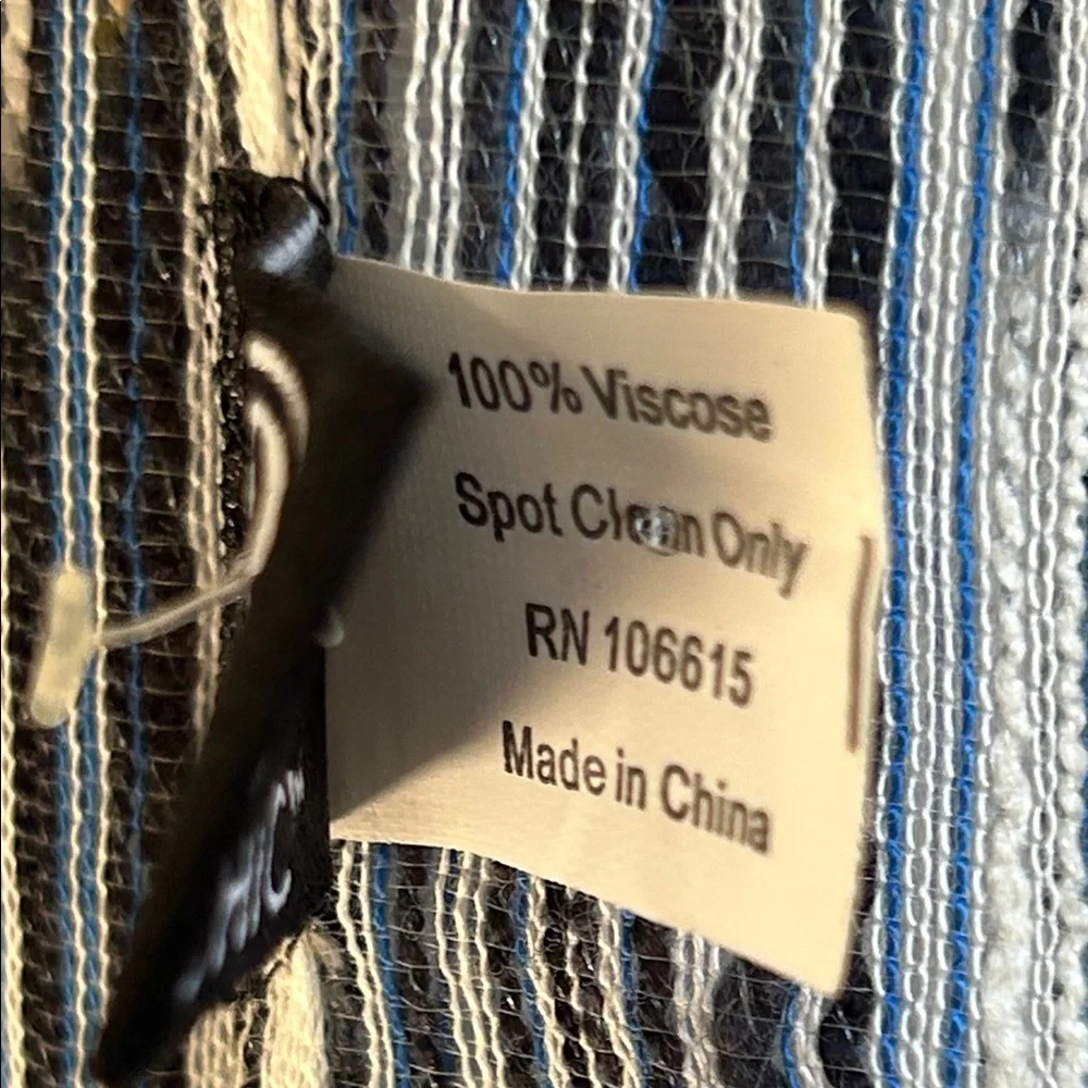 CHIC Textured Scarf in Blue, Black & White